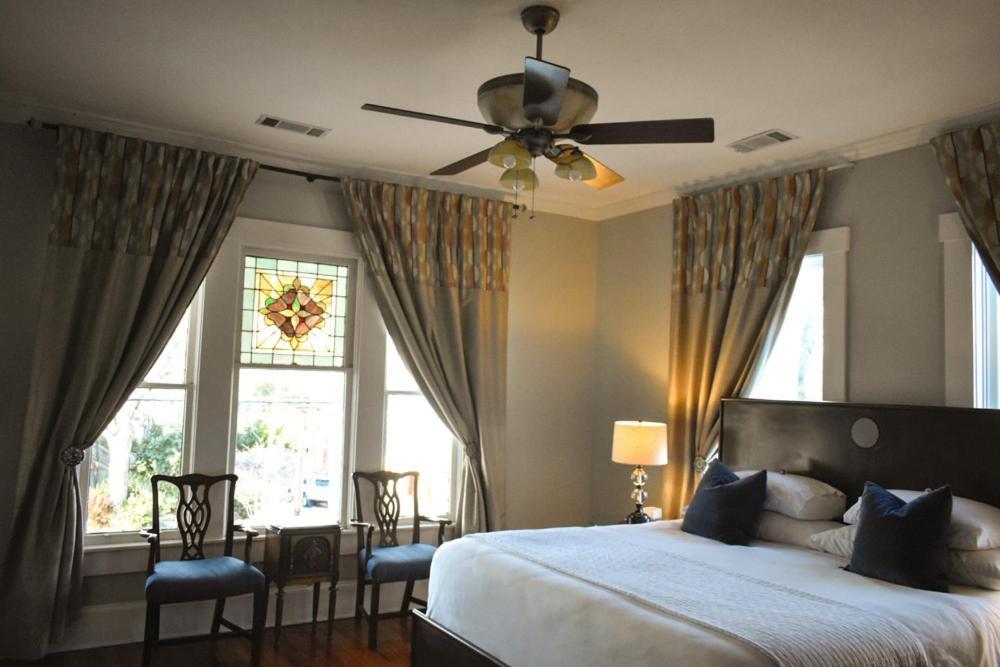 Sparrow Grove Manor มอนโร ภายนอก รูปภาพ